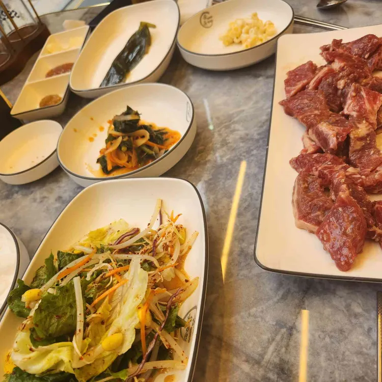 품육 대표 사진