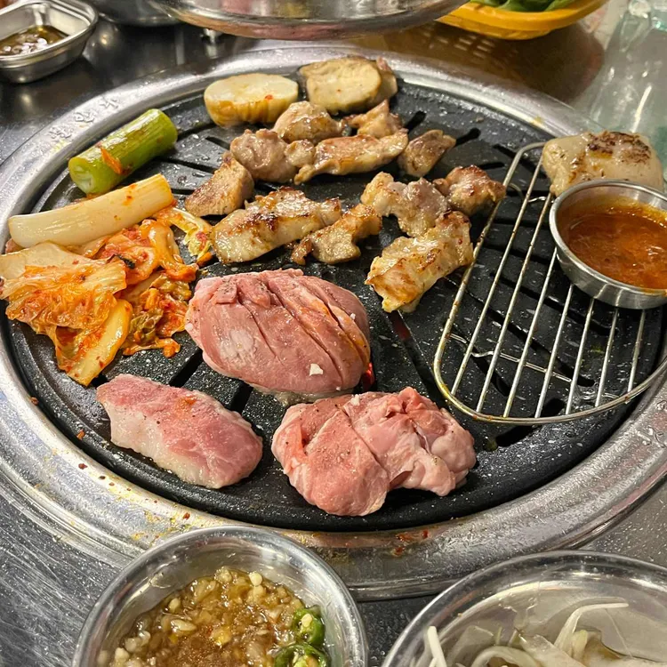명성고깃집 대표 사진