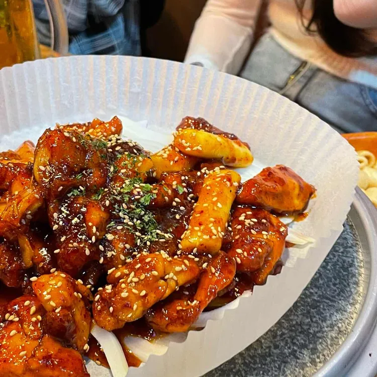 훌랄라참숯치킨 사진 2