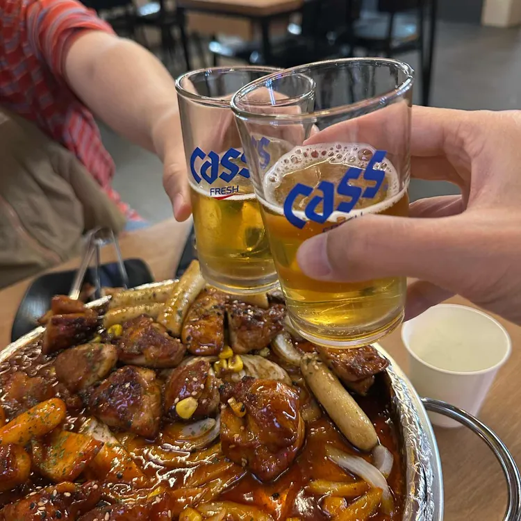 훌랄라참숯치킨 사진 2