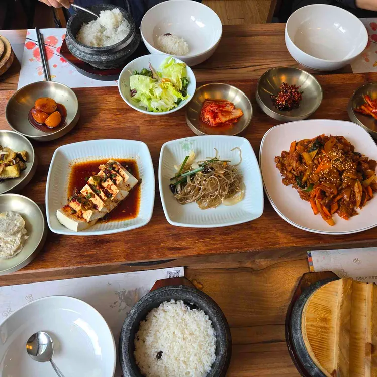 봄설 대표 사진