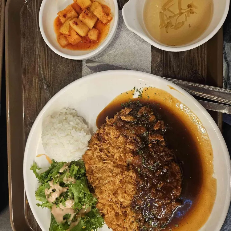 돈스라 사진 1