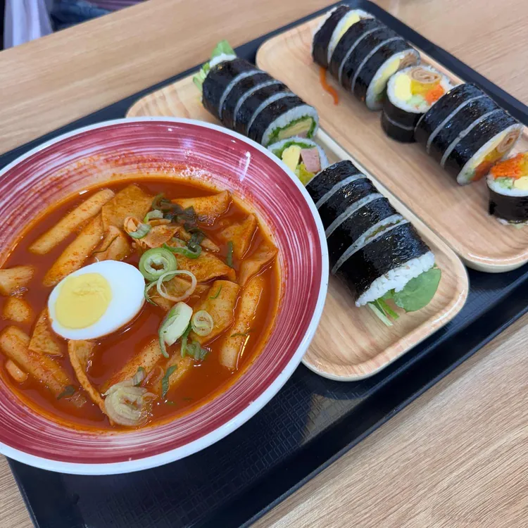 삐사감김밥 사진