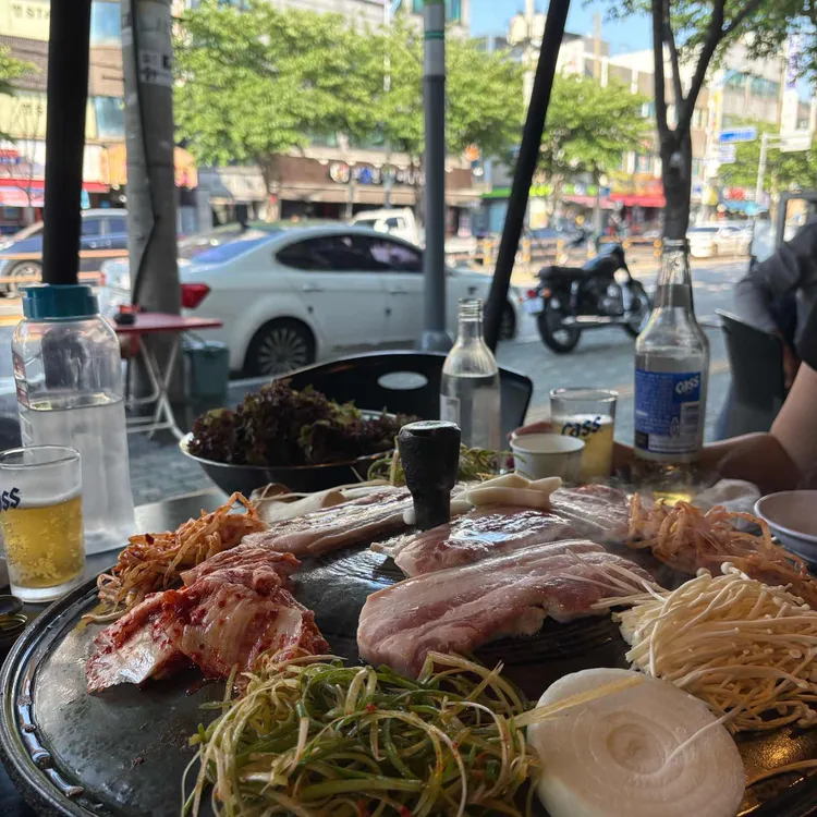 왕솥뚜껑 삼겹살 사진 2