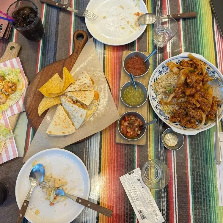 레오 차우 대표 사진