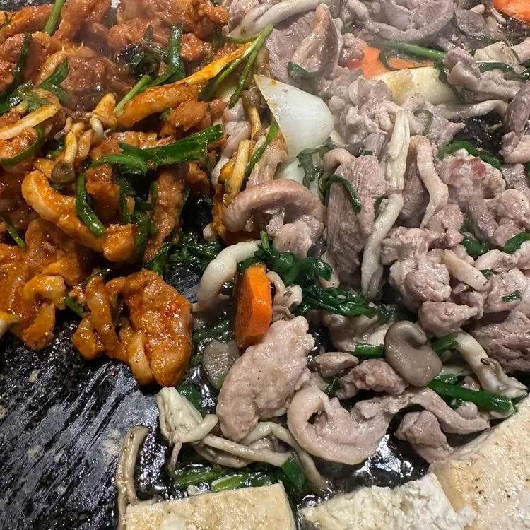 자주오리돌판구이 사진 1