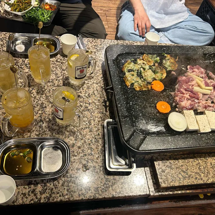 자주오리돌판구이 사진 2