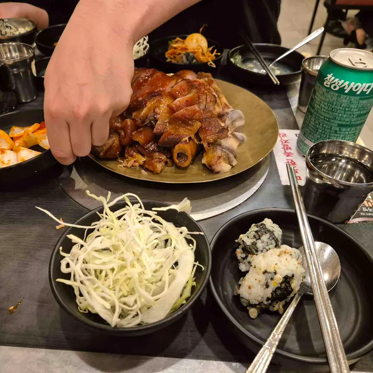 만족오향족발 대표 사진
