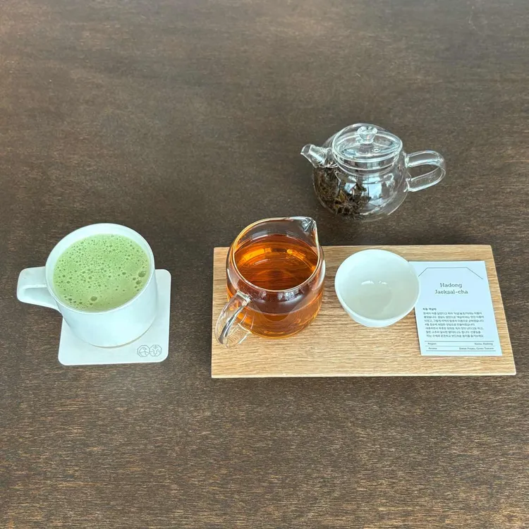 맥파이앤타이거 성수티룸 대표 사진