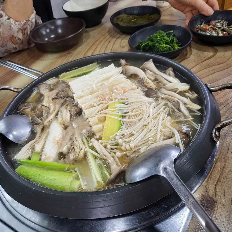 옛날맷돌손두부전문점 사진 2