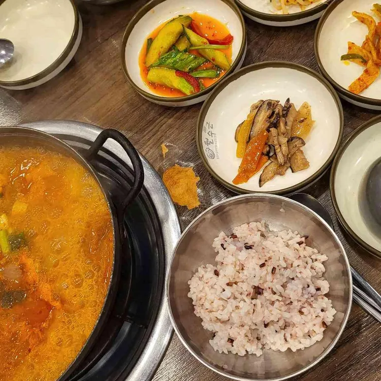 월수금통돼지  대표 사진