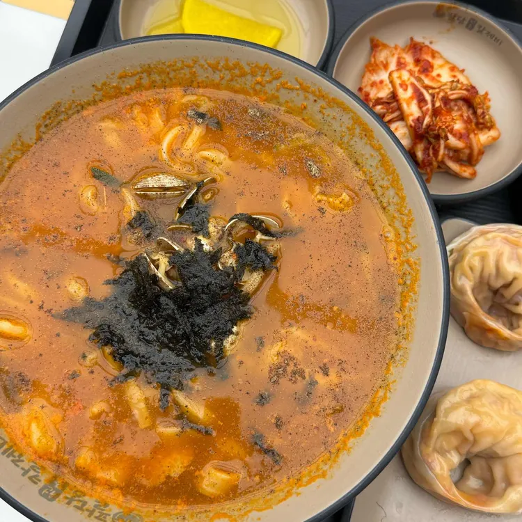 팔당원조칼제비 사진 2