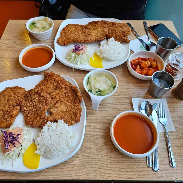박용채의 대박터진돈까스 대표 사진