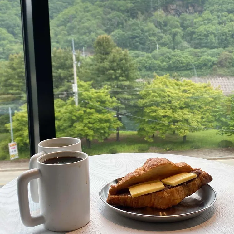 베이커리카페 일월 대표 사진