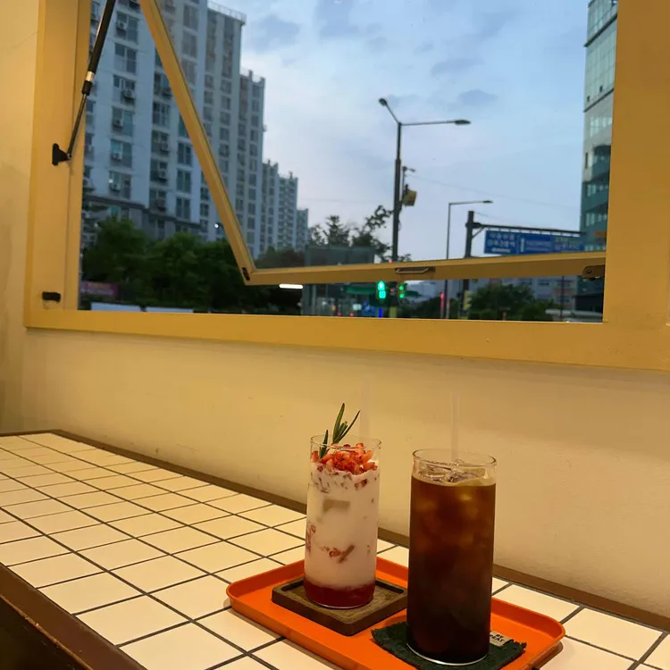 오에오 대표 사진