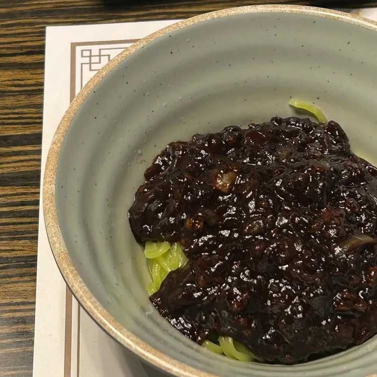 차이홍 사진 1