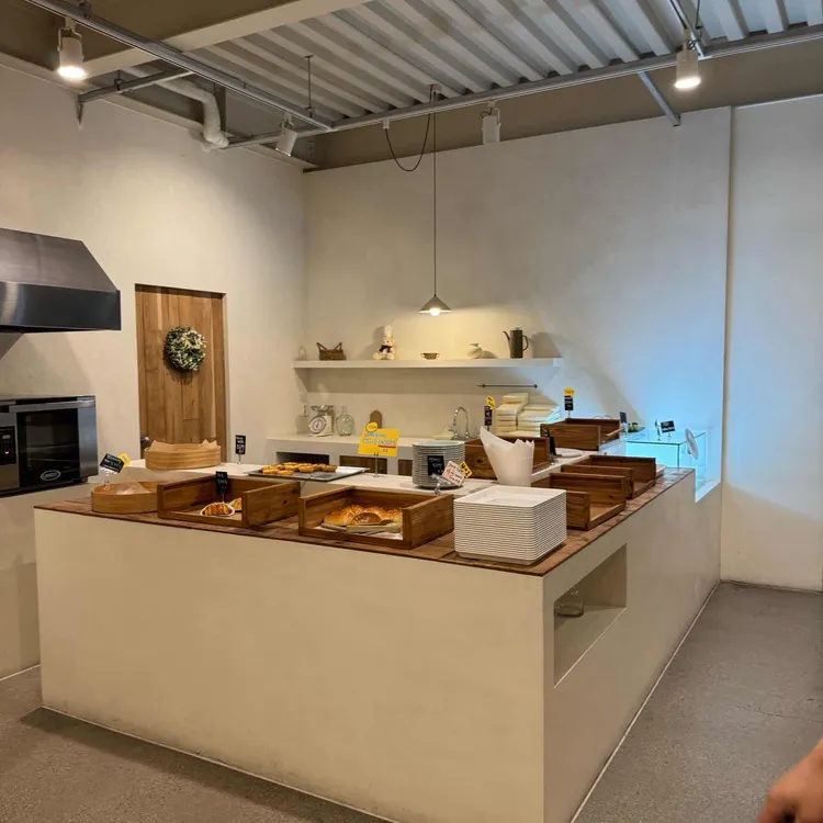 cafe mnt 대표 사진