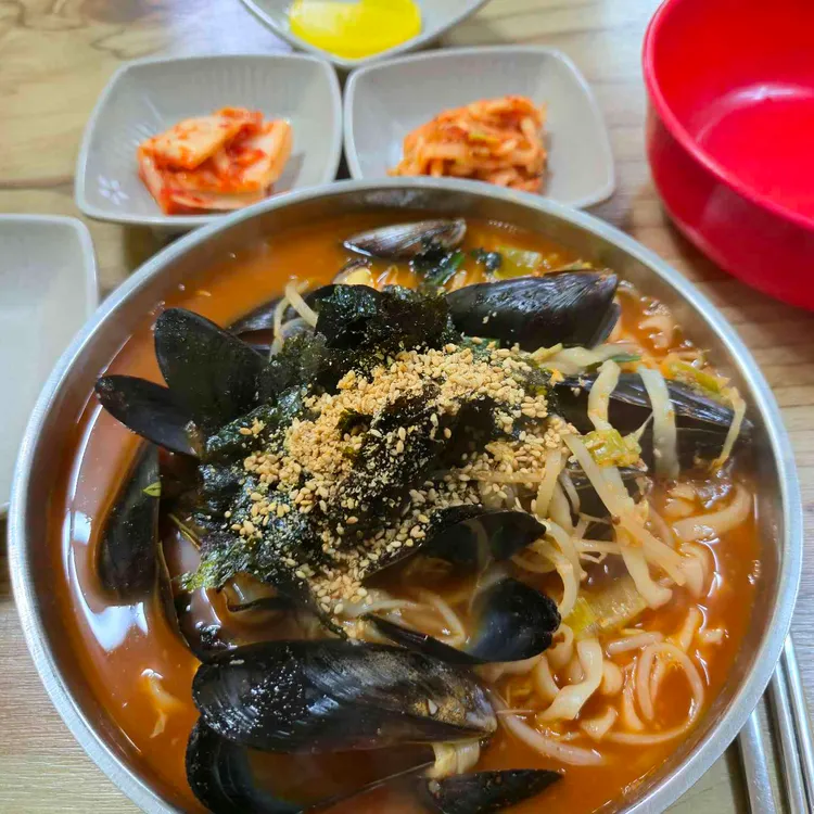 흥부네국수랑분식 사진 2