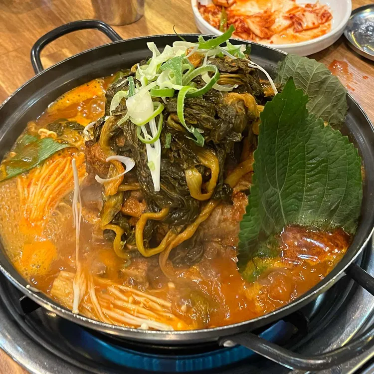 귀족감자탕 사진 1