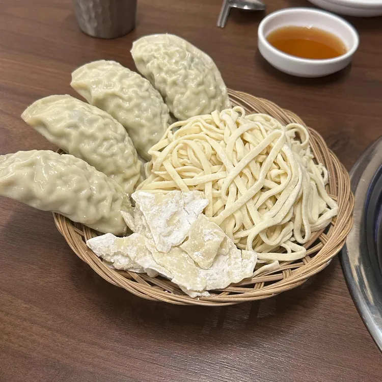 깃발집국수전골 사진 1