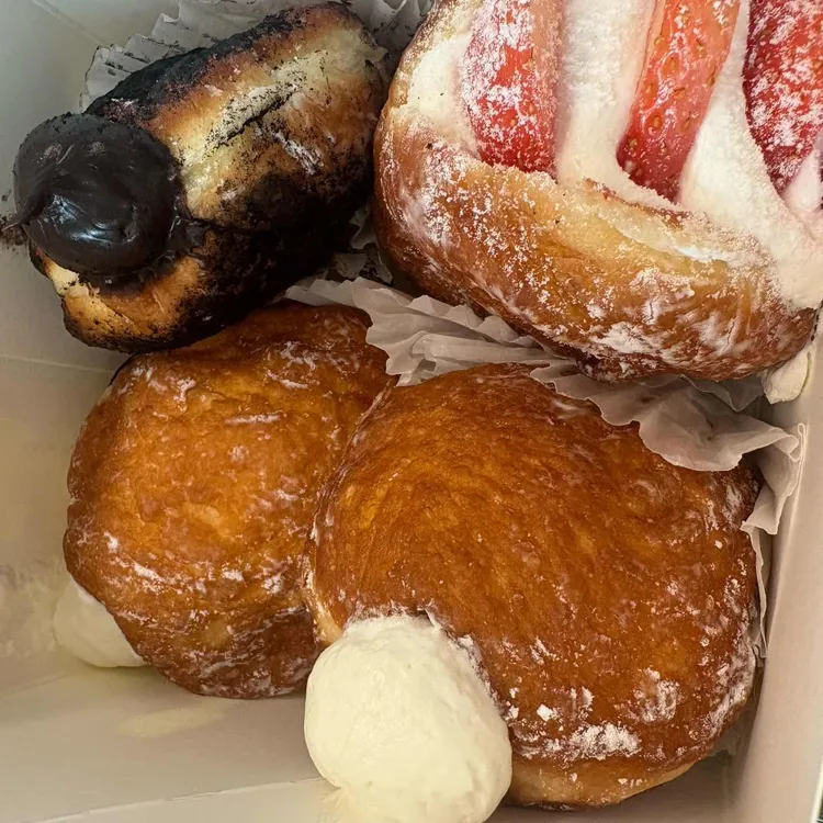 크로도 대표 사진