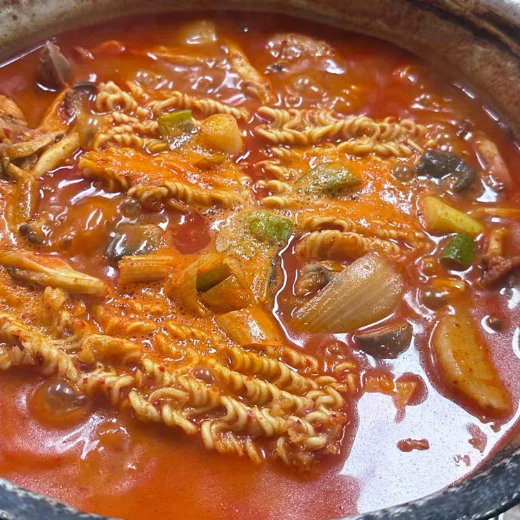 현주네닭볶음탕 대표 사진