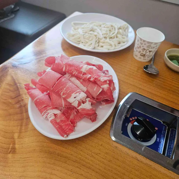 구좌리얼크니손칼국수 대표 사진