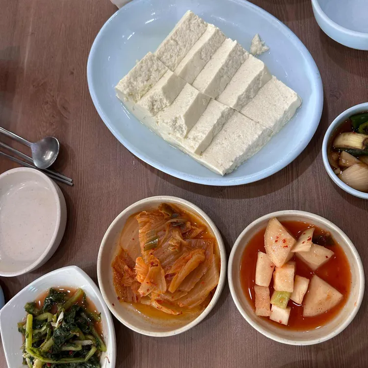 만의골 느티나무집 대표 사진