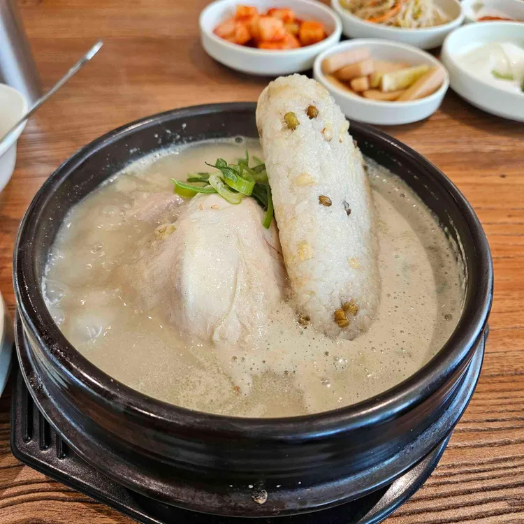 백제13월삼계탕 사진 1