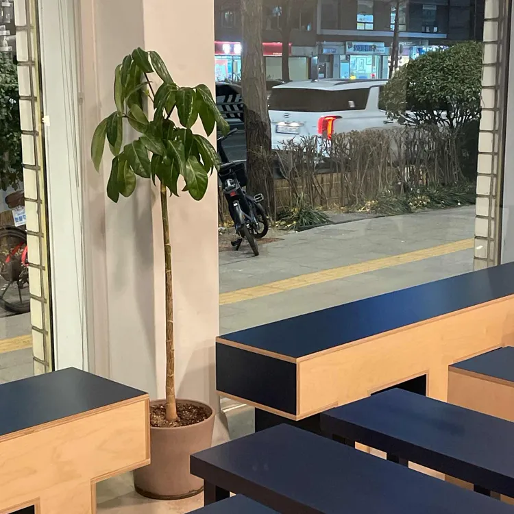 쿼츠 대표 사진