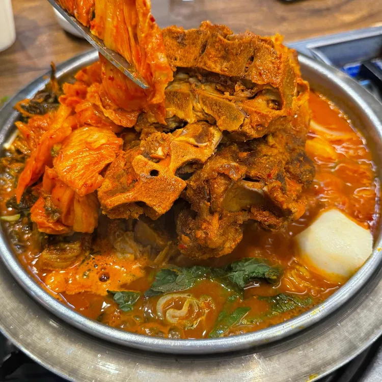 이성원쉐프의 청년감자탕 사진