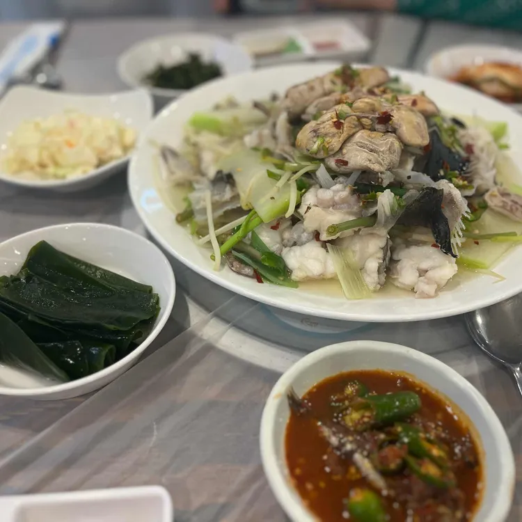 홍기와 대표 사진