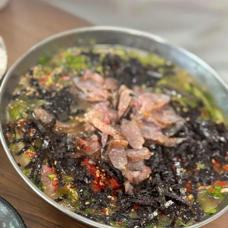 공천포식당 사진 2