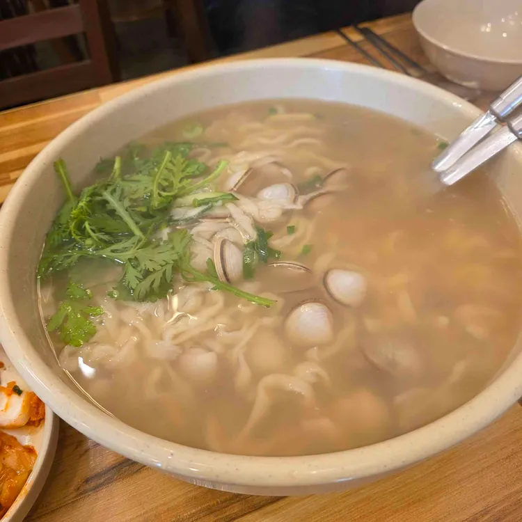 명랑손칼국수 사진 1