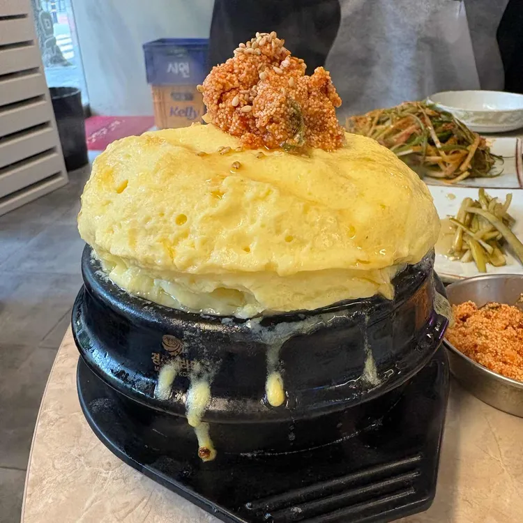 돼지나무 사랑걸렸네 대표 사진