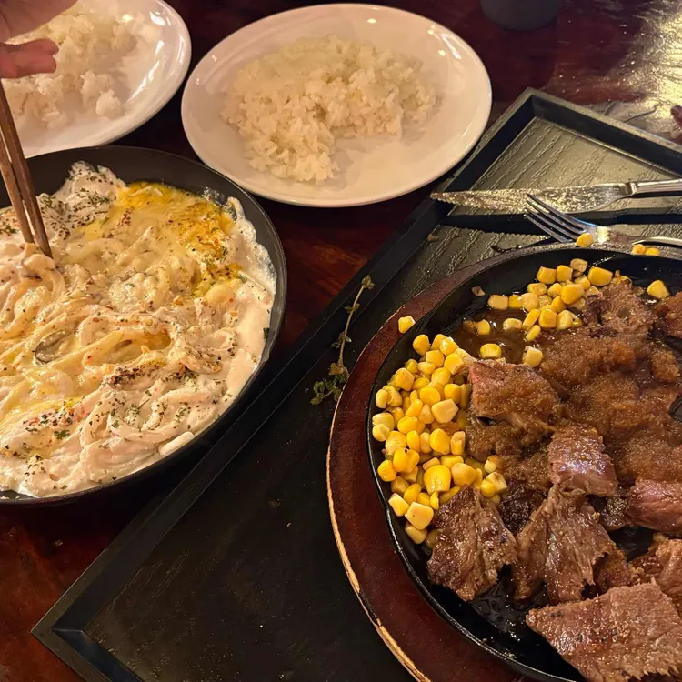 닌니쿠 요코초 대표 사진