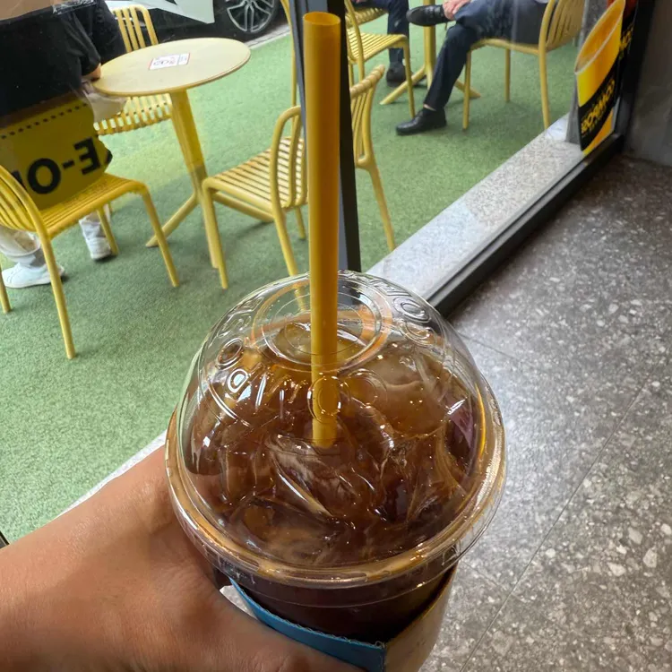 컴포즈커피 대표 사진