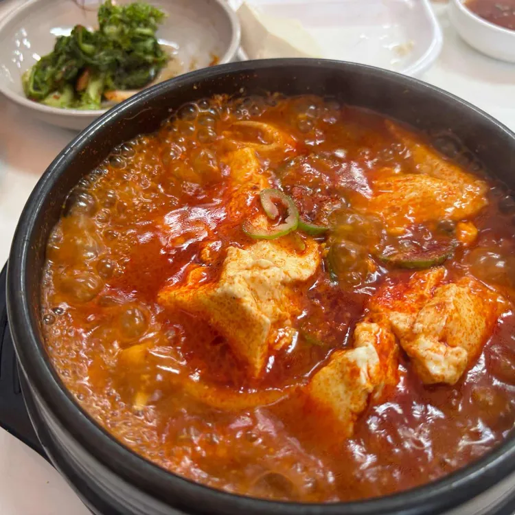 삼대째 손두부 대표 사진