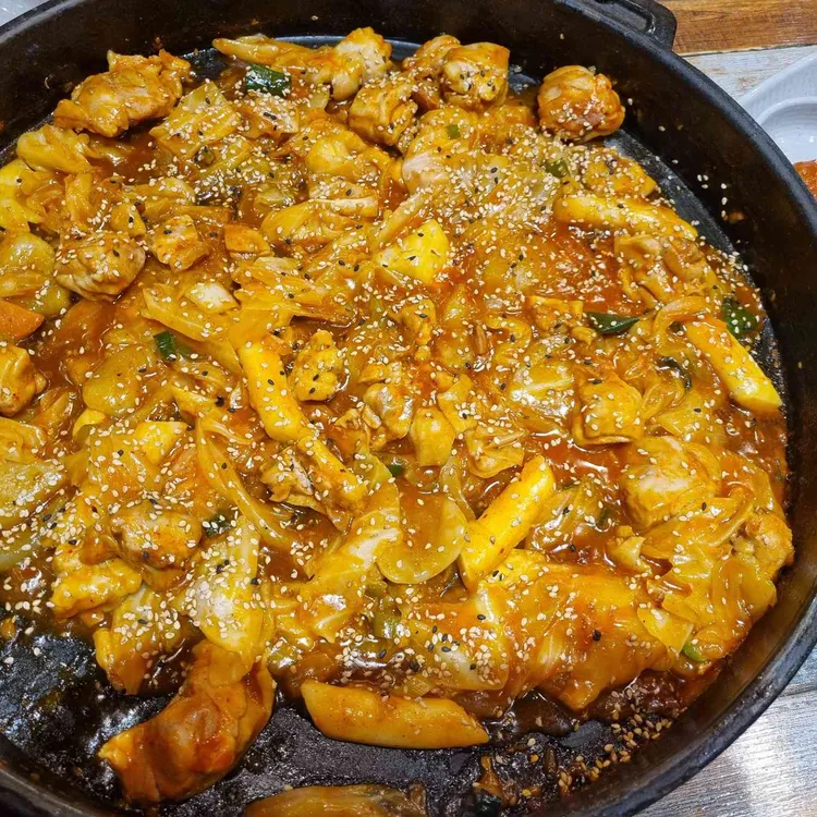 고수닭갈비 대표 사진