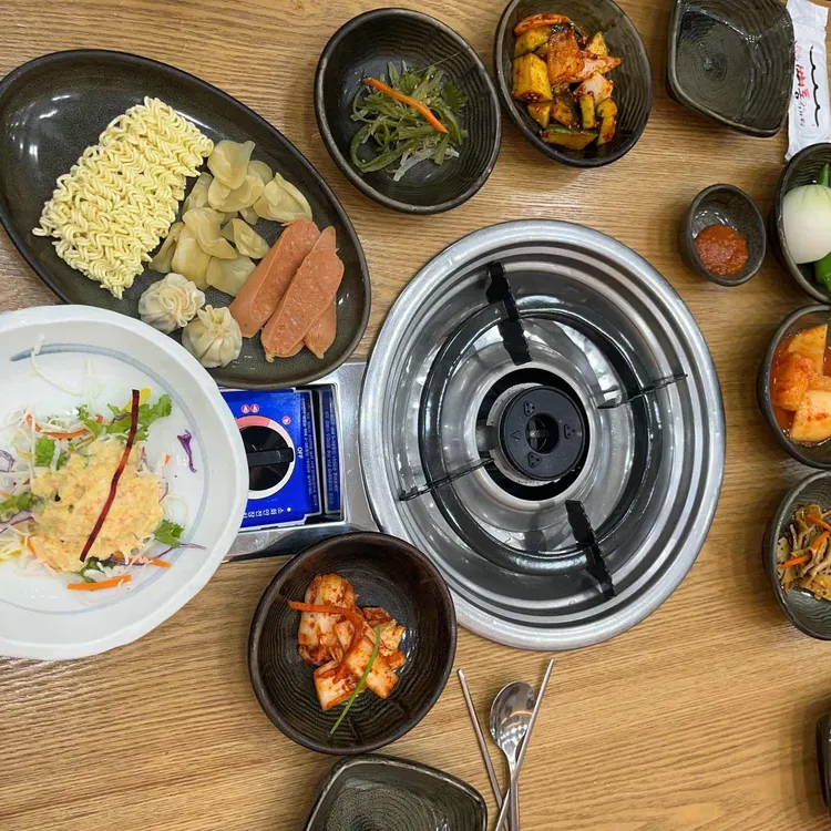 뼈통묵은지감자탕 대표 사진