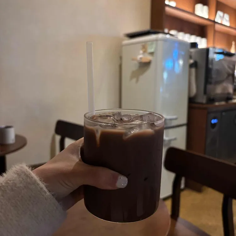 웰로우 대표 사진