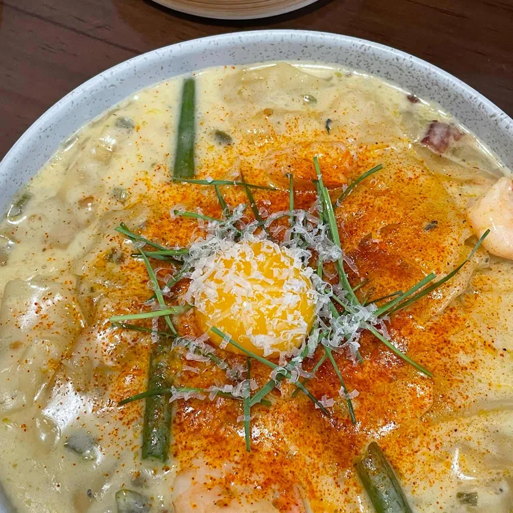 윤공 사진 2