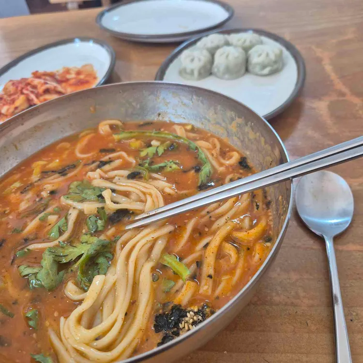 공주칼국수 대표 사진