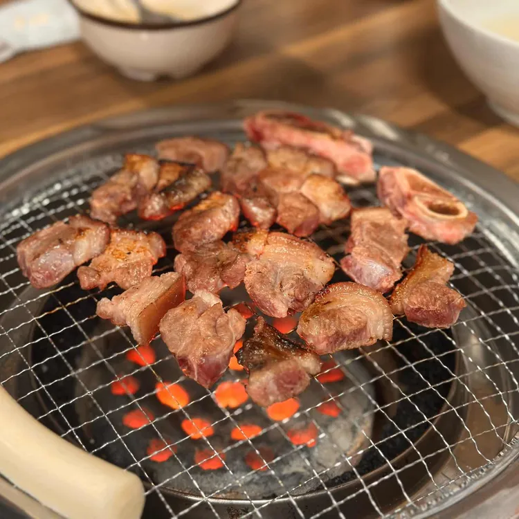 육객 대표 사진