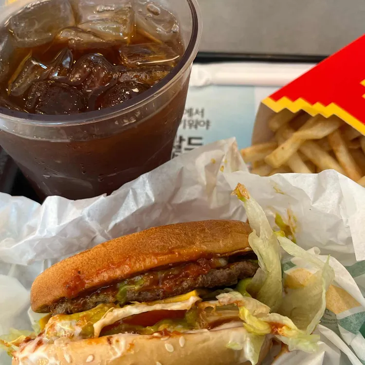 맥도날드 대표 사진