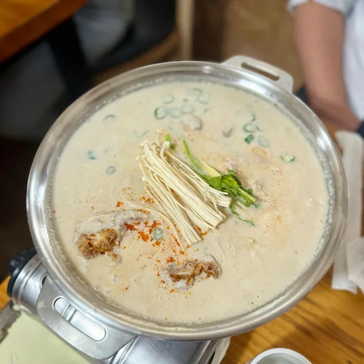 피양콩 할마니 사진