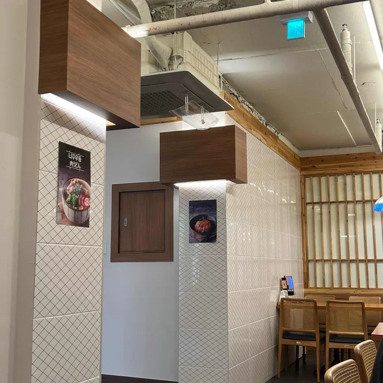 치히로 대표 사진
