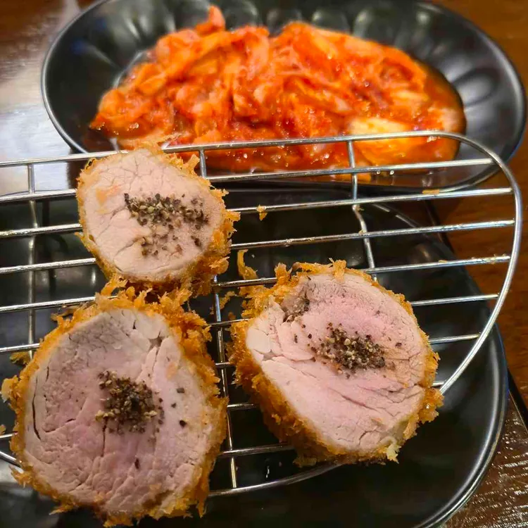 브라운테이블 사진 2