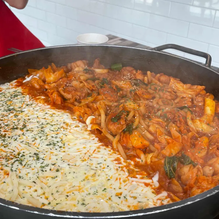 빤닭빤닭 대표 사진