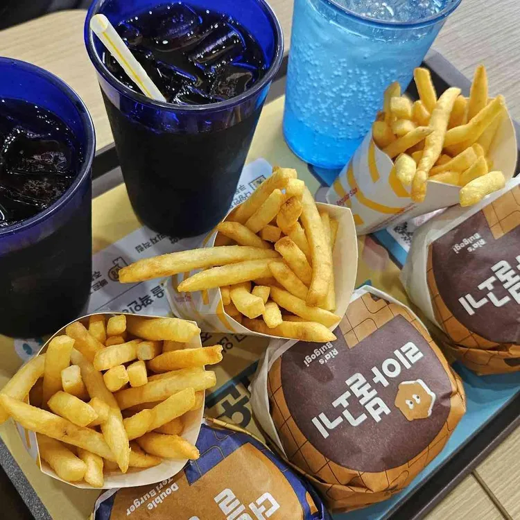롯데리아 대표 사진